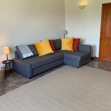 Trábréaga Apartman *